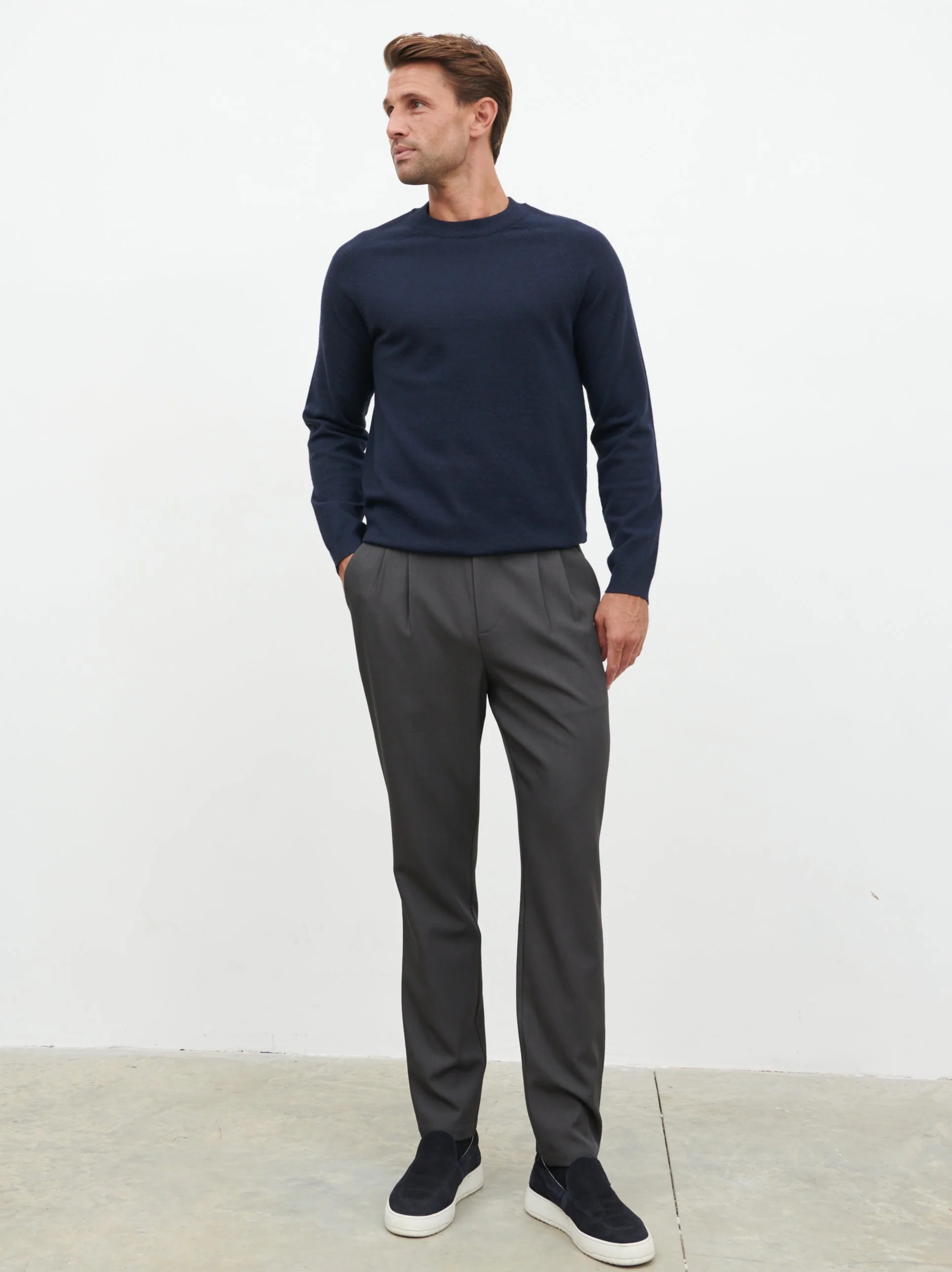 Axton Tailored Trousers - Charcoal - Image 4